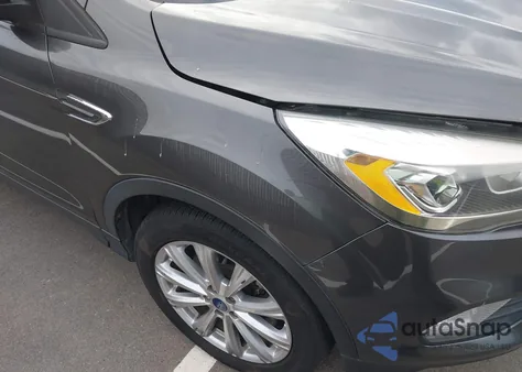 2017 Ford Escape Titanium из США, поврежденный, VIN 1FMCU0J9XHUC80850